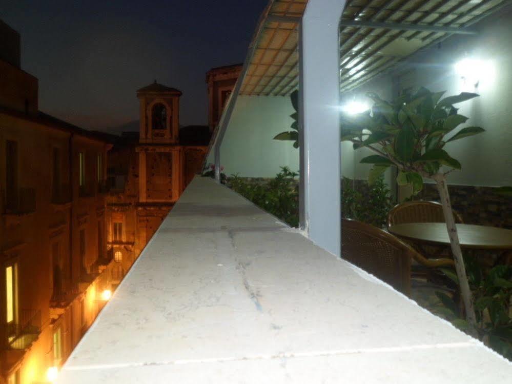 Casa Provenza Hotel Catania Exterior photo